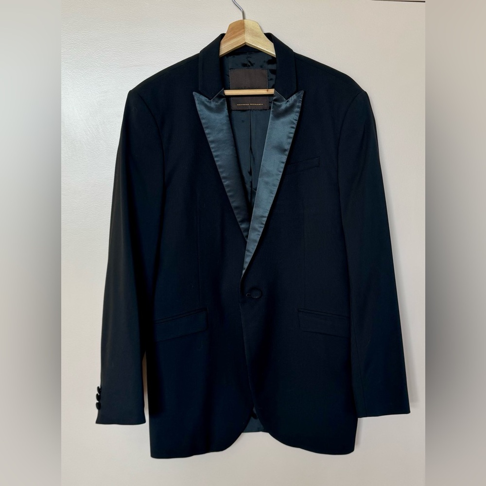 Zara Men’s Black Tuxedo Blazer with Satin Trim - Size 50R -Wear to your wedding!